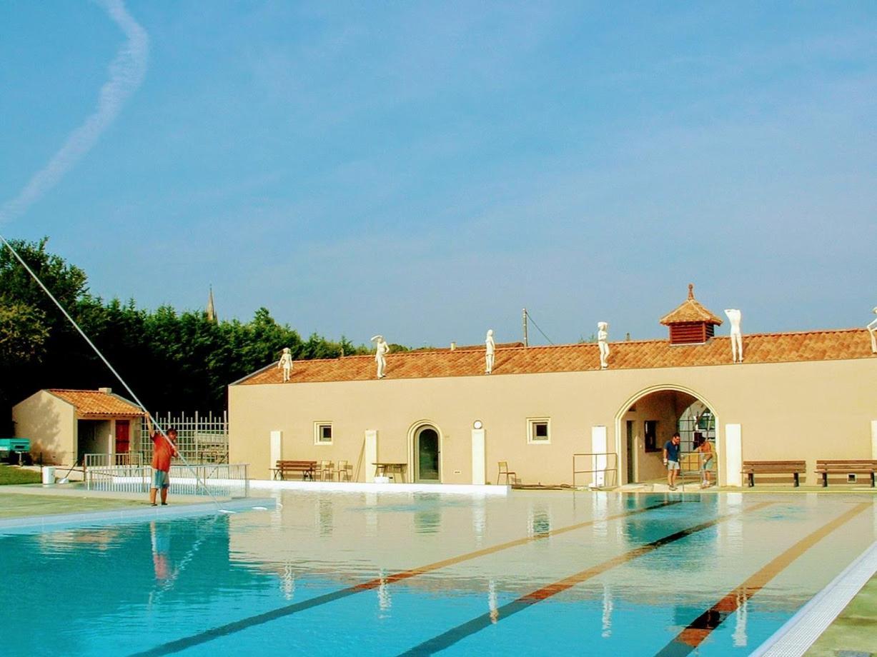 Camping Du Pontis Verteillac Buitenkant foto