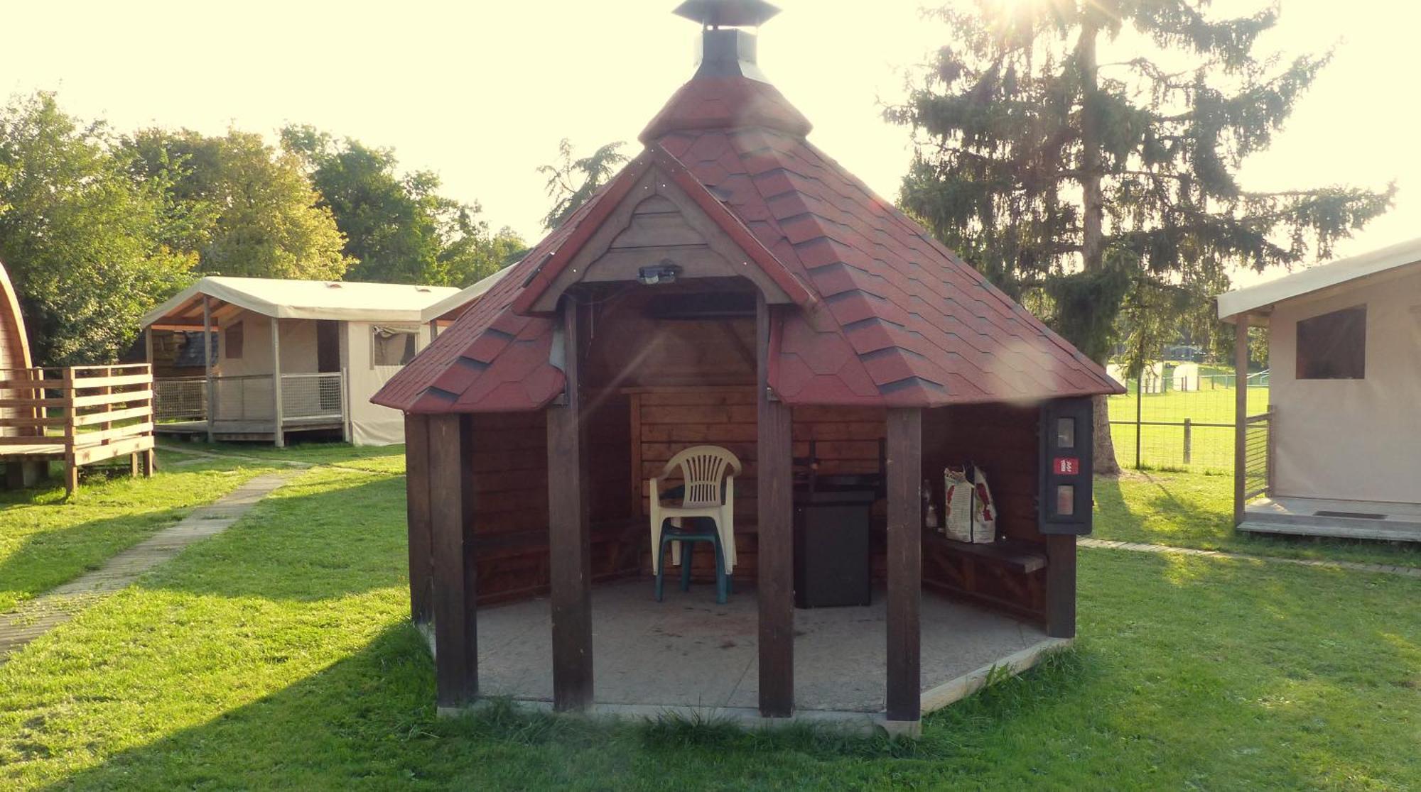 Camping Du Pontis Verteillac Buitenkant foto