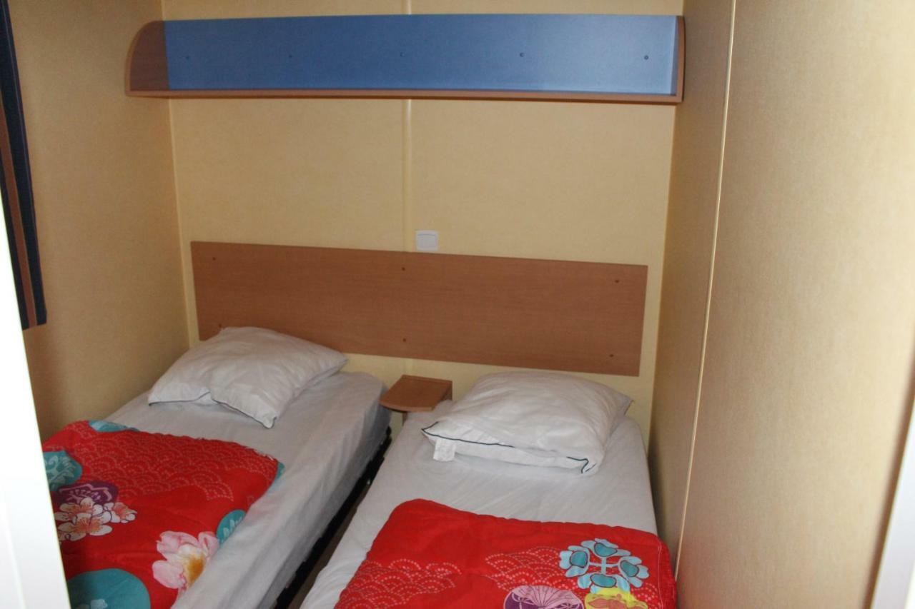 Camping Du Pontis Verteillac Buitenkant foto