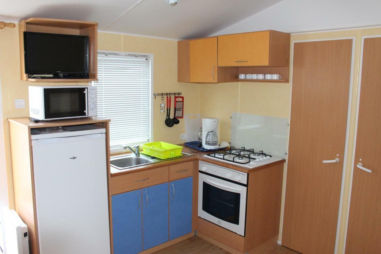 Camping Du Pontis Verteillac Buitenkant foto