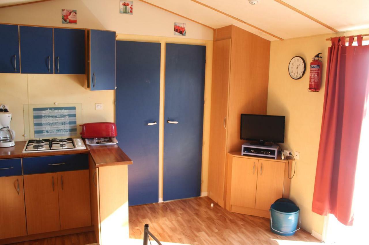 Camping Du Pontis Verteillac Buitenkant foto
