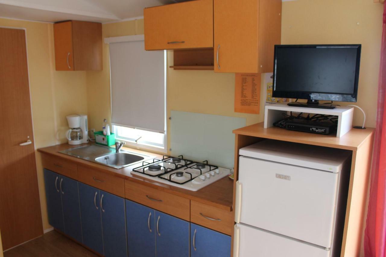 Camping Du Pontis Verteillac Buitenkant foto