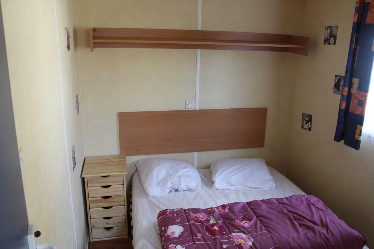 Camping Du Pontis Verteillac Buitenkant foto